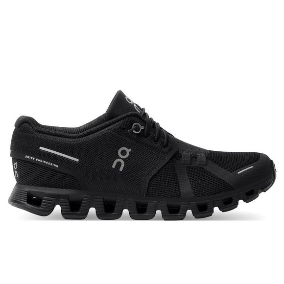 On Running Shoes - On Running Women's Cloud 5 Running Shoe in All Black
Waterproof 
Box as is Size